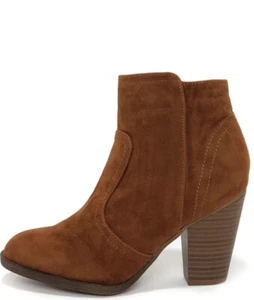 Breckelle's women's camel tansuede heeled boots Size Size 6 - Picture 1 of 8