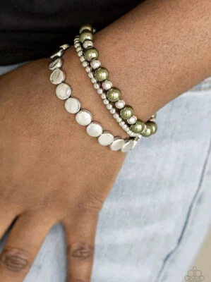 Pulseira elástica Paparazzi feminina glamour verde perolado e prata sem níquel - Imagem 1 de 2