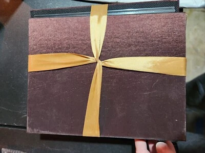 Juego de 2 álbumes de fotos para fotos 4x6 borgoña y oro Foto 1 de 2