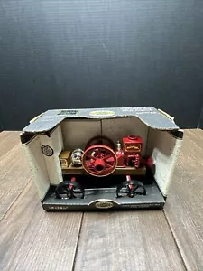 ERTL, John Deere Waterloo Boy, 2 h.p Engine, Die-Cast Metal, #0792 1/8 Scale - Picture 1 of 11