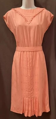 Vestido De Colección Años 60 Rosa Caramelo Seda Estampado Mariposa Plisado Volantes Vestido Movible S/M Foto 1 de 4