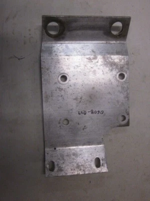 Arctic Cat Lynx Motor Mount Plate 0608-049 Engine Mounting 1992 340 Lynx Deluxe Foto 1 de 4