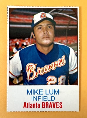 Mike Lum 1975 Hostess #33 - Atlanta Braves - Image 1 of 2