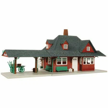 Atlas 706 HO-Scale Passenger Station Kit Easy Assembly, No Painting - Image 1 of 1