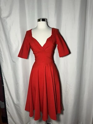 Vestido Columpio Muñeca Trixie Rojo Años 50 Collectif Clothing Talla XS NUEVO CON ETIQUETAS Foto 1 de 3