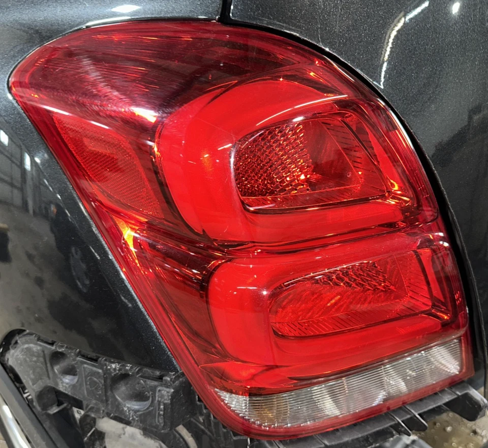 Conjunto de luces traseras LED 18 CHEVY TRAX izquierda solo 42525179 42599454 42679374 Foto 1 de 1