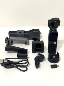 DJI Osmo Pocket 1 3-Achsen Stabilisator und 4K Handkamera mit Koffer - Bild 1 von 8