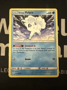 Pokemon - Alolan Vulpix 39/236 - Cosmic Eclipse - Near Mint - Picture 1 of 1
