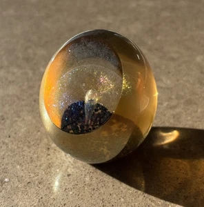 Eickholt Glass Art Paperweight 1992 - Picture 1 of 10