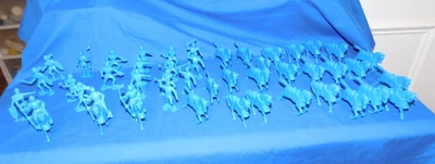 Marx Переиздание ОГРОМНЫЙ ЛОТ ТОВАРОВ Средневековые НОГИ РЫЦАРЕЙ MTD + КАТАПУЛЬТЫ С БОЕПРИПАСАМИ - Изображение 1 из 4