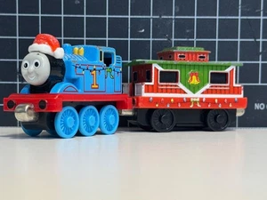 Thomas and Friends Take Along Holiday in Sodor Thomas and Caboose - Picture 1 of 8