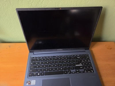 (+CHARGER) ASUS Vivobook M1603QA Ryzen 7 5800HS 12GB RAM 512GB  - Image 1 of 4