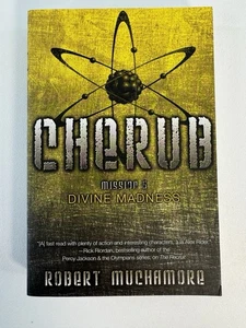 Divine Madness (CHERUB) - Paperback By Muchamore, Robert - New - Foto 1 di 3