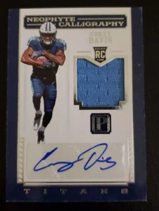 2017 Pantheon Neophyte Calligraphy Corey Davis Patch Auto Rookie 24/49 Titans RC - Bild 1 von 2