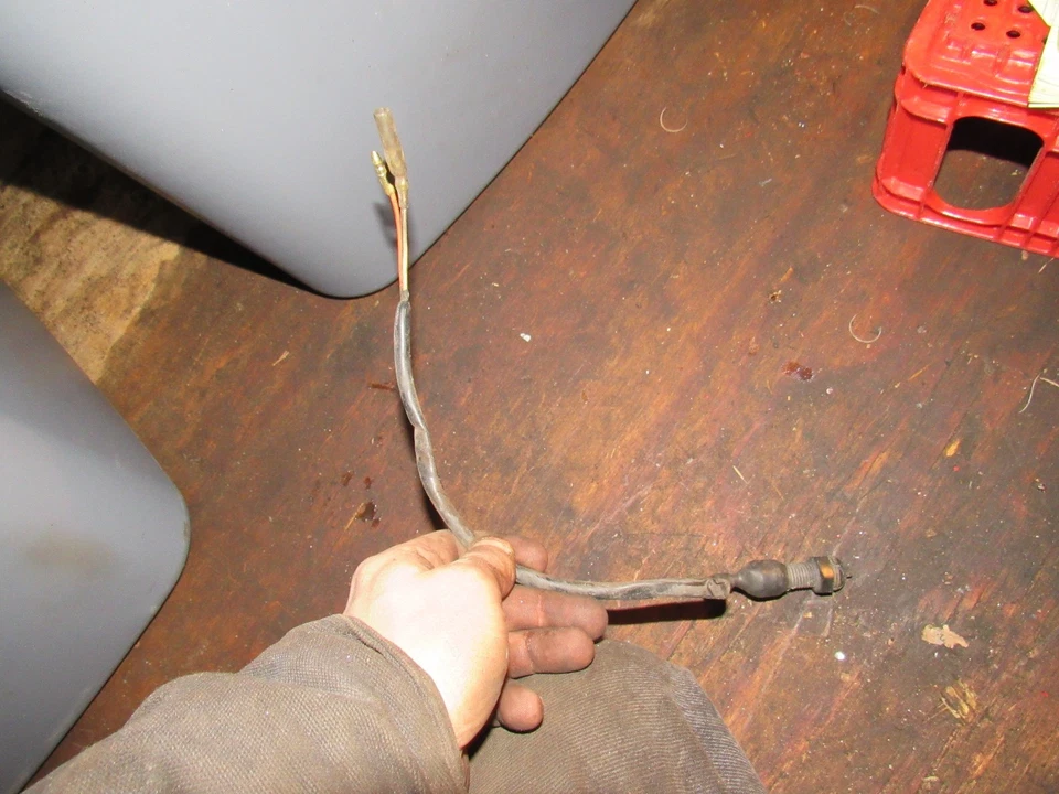 Interruptor de freno trasero Suzuki vs700 Intruder 1986 Foto 1 de 1