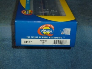 ATHEARN RTR HO SCALE #94187 P-42 AMTRAK #105 - Bild 1 von 3