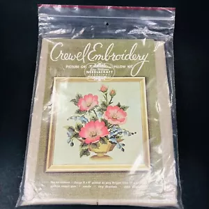 Kit de almohada bordada de imagen Elsa Williams Crewel rosa salvaje #KC286 - Imagen 1 de 2