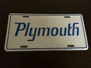 K8) New Officially Licensed Plymouth Automobile Car White License Plate Cover - Picture 1 of 2