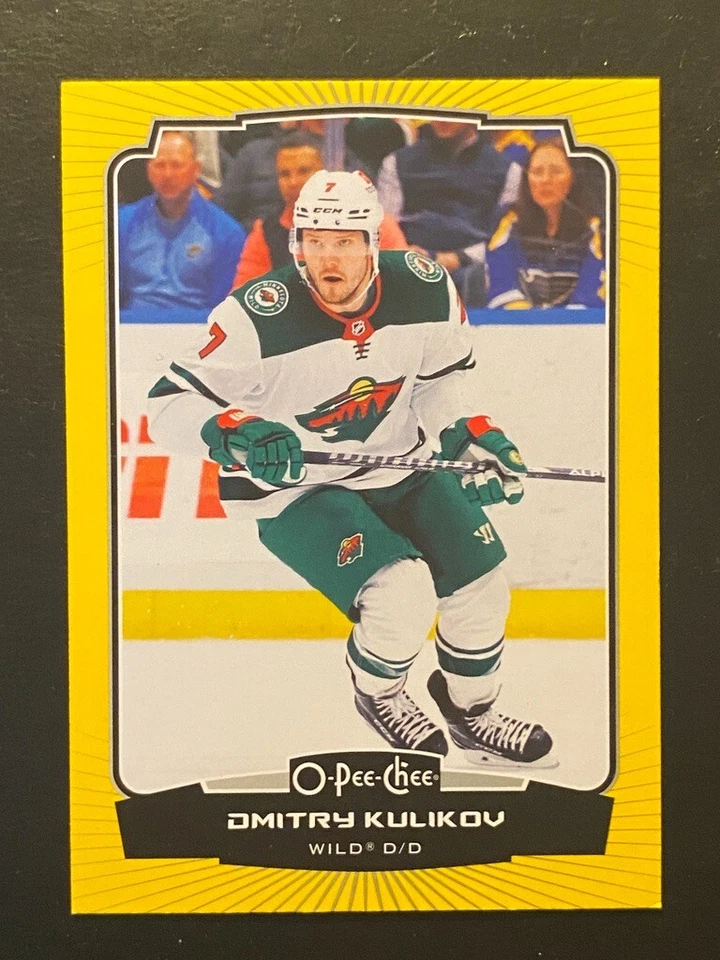 Dmitry Kulikov 2022-23 O-Pee-Chee Yellow Borders #368 Minnesota Wild - Image 1 of 2