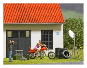 HO Scale Accessories - 79811 - Biker model, decoration set - Foto 1 di 2