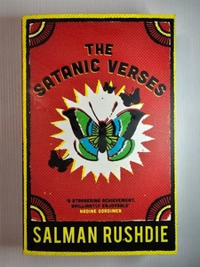 The Satanic Verses by Salman Rushdie - Paperback - Picture 1 of 3