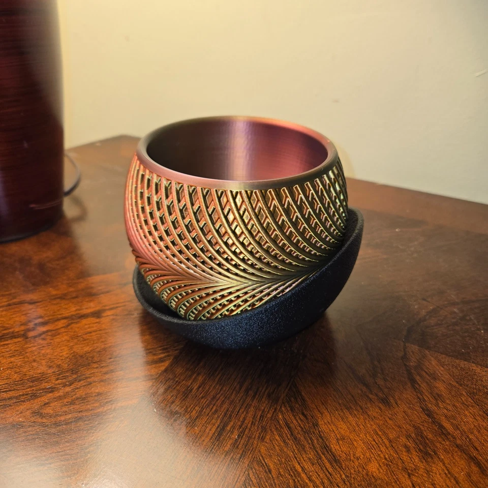 Maceta impresa en 3D 2 piezas esquema de color prismático hermoso cambio de color Foto 1 de 4