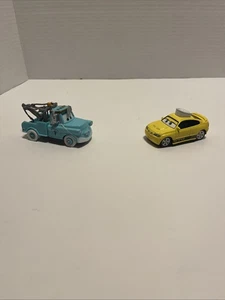 Disney Pixar Cars Toon - Dr. Mater Maske Down And Nurse GTO - Bild 1 von 11