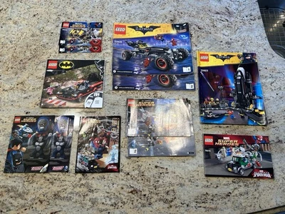 LEGO LOT of 6 LEGO MARVEL AND DC (Batman Movie) Instruction Manuals PLUS COMICS - Image 1 of 4