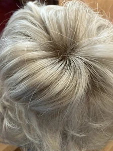 Sheer Indulgence Raquel Welch Signature Collection Tango Mono Top blond Perücke - Bild 1 von 8