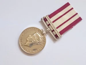 GEORGE VI NAVAL GENERAL SERVICE MEDAL WITH BOMB & MINE CLEARANCE 1945-53 CLASP - Picture 1 of 7