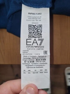 Ea7 hoodie 3xl - Picture 1 of 3
