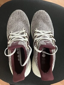 Size 6 - adidas UltraBoost 4.0 White Burgundy 2018 Texas A&M Very Good Condition - Picture 1 of 7
