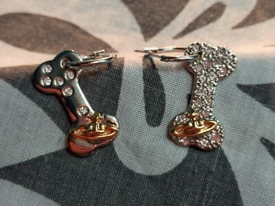 Pendientes Vivienne Westwood Hueso Adornado en Plata y Cristal con Orbes de Oro Foto 1 de 4