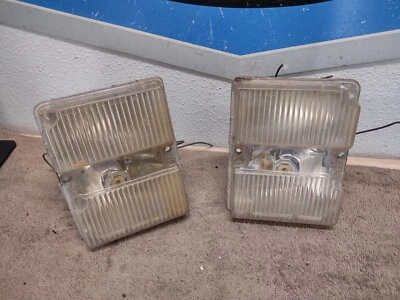 Lentes esquineras Cadillac 1974 + bonitas carcasas cableado estado sólido 5947641 5947642 Foto 1 de 3