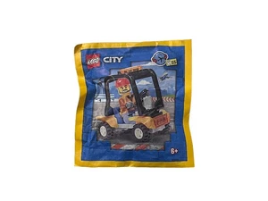 LEGO City Minifigure - Foil Pack Brand New - Picture 1 of 1