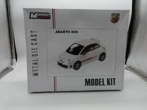 Fiat 500 Abarth white 1/24 1 24 MONDO MOTORS MOTORMAX Kit sealed §§ - Foto 1 di 2