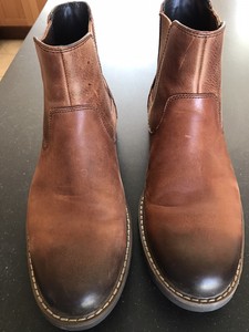 clarks chelsea boots