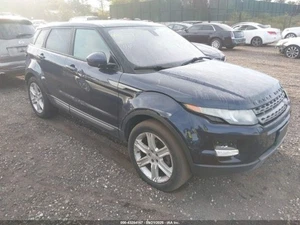 EVOQUE    2015 Headrest 652832 - Picture 1 of 12