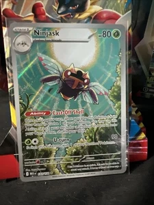 Ninjask 137/132 Me01: Mega Evolution Holo - Picture 1 of 2
