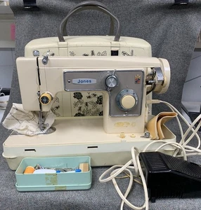1970s Jones DZS-3100 All Purpose Sewing Machine Beige Retro With Case -Working - Picture 1 of 20