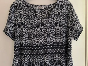 Damart Black V-Neck Short Sleeved Print Dress, Size 20 - Picture 1 of 6