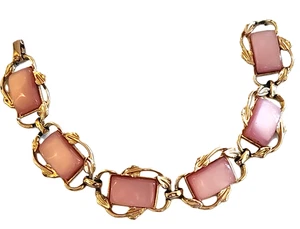 Vintage ESTATE SIGN Coro Bracelet LAVENDER Pink Thermoset Gold Tone Signed 1950s - Picture 1 of 4