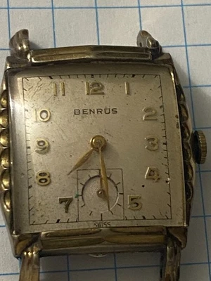 Reloj Pulsera Benrus Vintage Estuche Lleno de Oro 10k Funcionamiento y Mantenimiento del Tiempo Foto 1 de 4
