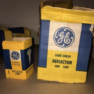 Lot 6 Vtg GE 30w R20 Reflector Mini Flood Light Bulb 120v 30R20 USA - Picture 1 of 5