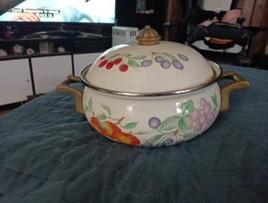 Enamelware Floral Dutch Ivory Oven Pot With Gold Handles - Picture 1 of 1