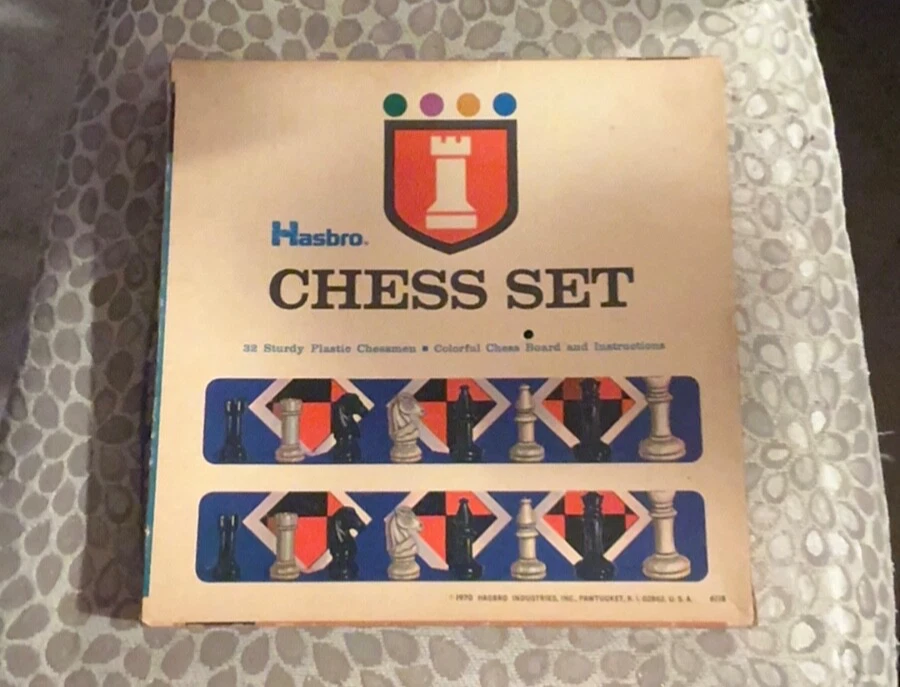 COMPLETE Vintage Hasbro Chess Set 1970  - Image 1 of 1