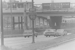 1950’s 60’s CHICAGO Eisenhower Blvd Road 35mm Negatives Photo Vintage Cars - Picture 1 of 4