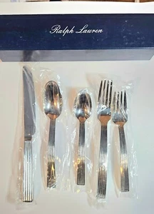 RALPH LAUREN 'BRADLEY' STAINLESS FLATWARE RIBBED CURVE '94 - 5 Pc. PLACE SETTING - Picture 1 of 4