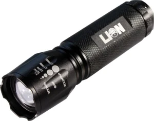 Lion 3 Watt LED Zoom Torch Spot Spread High performance On/Off/Flash - Foto 1 di 1
