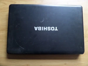 Toshiba Satellite C660D-19X AMD E300 1.3Ghz 2Gb Ram 15.6" 320Gb HDD windows 7 - Picture 1 of 11